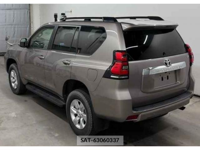 Toyota LAND CRUISER PRADO 2021-04 8217611-4