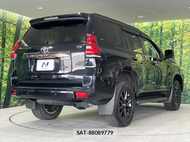 Toyota LAND CRUISER PRADO 2022-03 8218715-16
