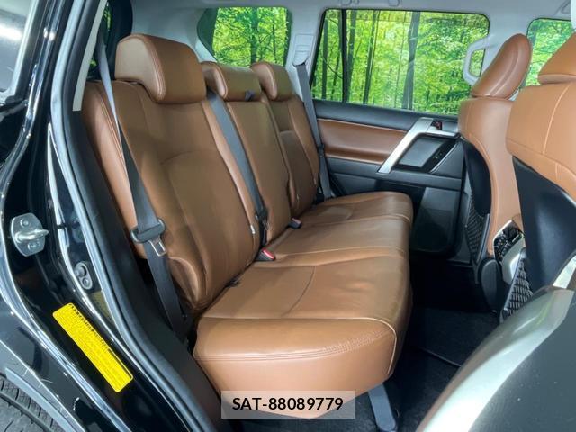 Toyota LAND CRUISER PRADO 2022-03 8218715-8