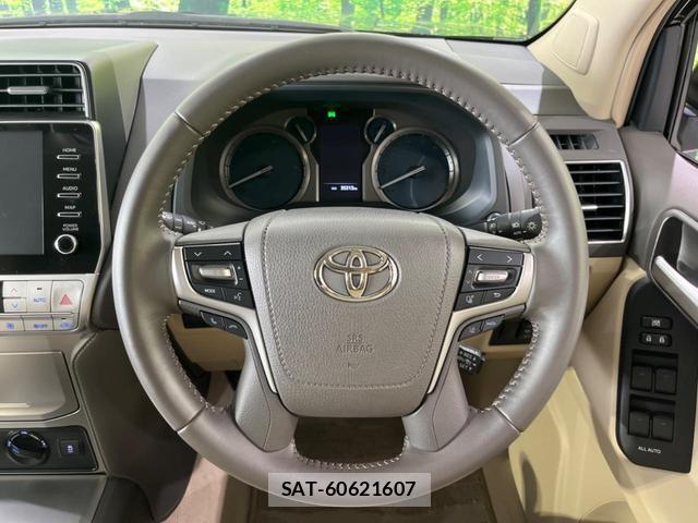 Toyota LAND CRUISER PRADO 2022-04 8218727-10