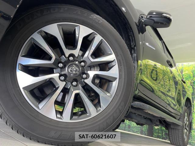 Toyota LAND CRUISER PRADO 2022-04 8218727-12