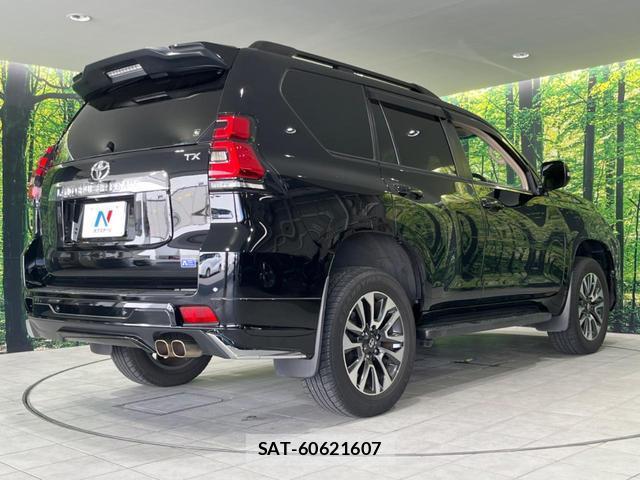 Toyota LAND CRUISER PRADO 2022-04 8218727-16