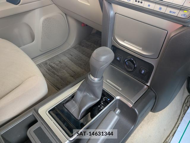 Toyota LAND CRUISER PRADO 2021-11 8218808-12