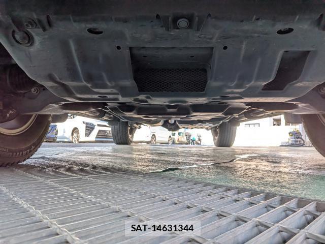Toyota LAND CRUISER PRADO 2021-11 8218808-16