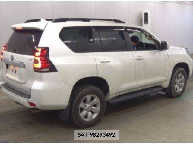 Toyota LAND CRUISER PRADO 2023-01 8218907-4