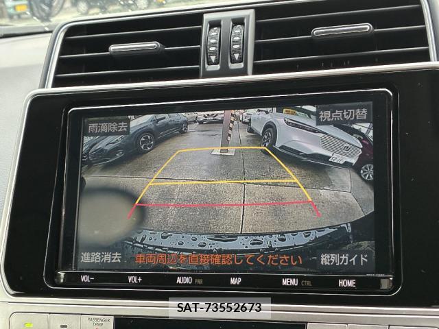 Toyota LAND CRUISER PRADO 2022-10 8220461-10