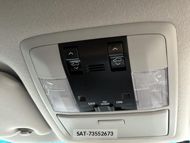 Toyota LAND CRUISER PRADO 2022-10 8220461-14