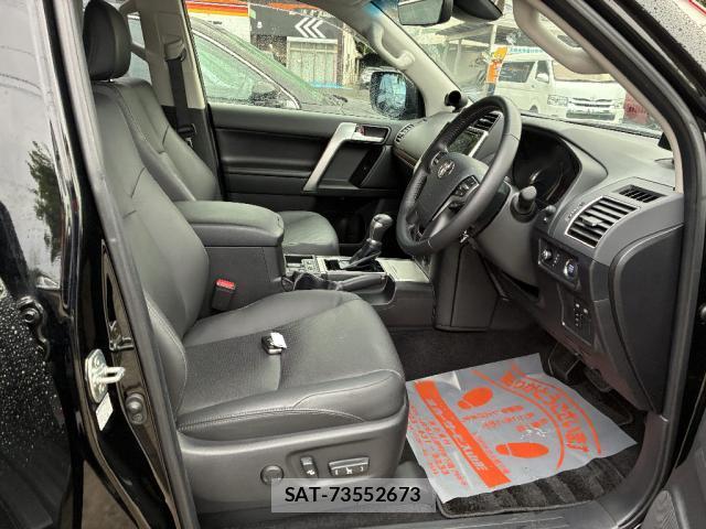 Toyota LAND CRUISER PRADO 2022-10 8220461-4