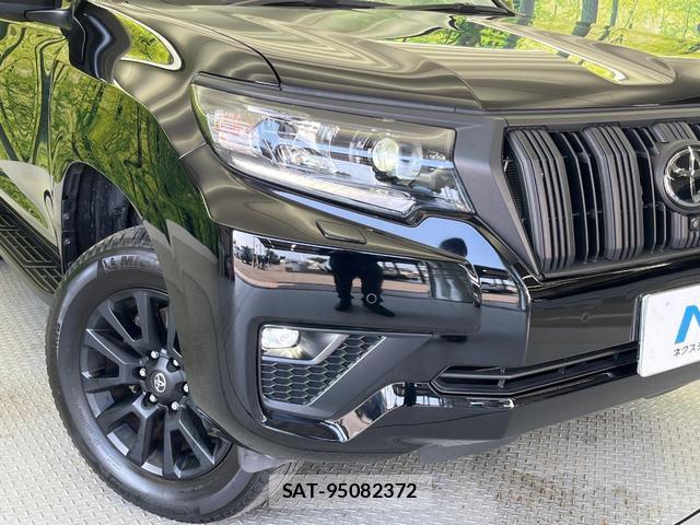Toyota LAND CRUISER PRADO 2023-10 8221378-13