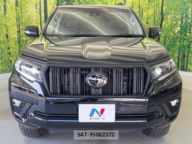 Toyota LAND CRUISER PRADO 2023-10 8221378-15