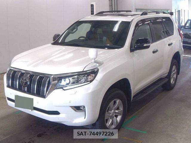 Toyota LAND CRUISER PRADO 2021-03 8221444-3