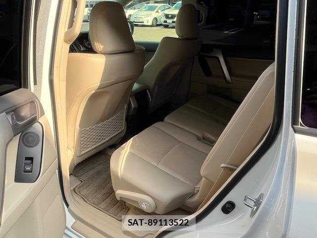 Toyota LAND CRUISER PRADO 2023-02 8221595-14