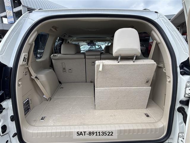 Toyota LAND CRUISER PRADO 2023-02 8221595-18
