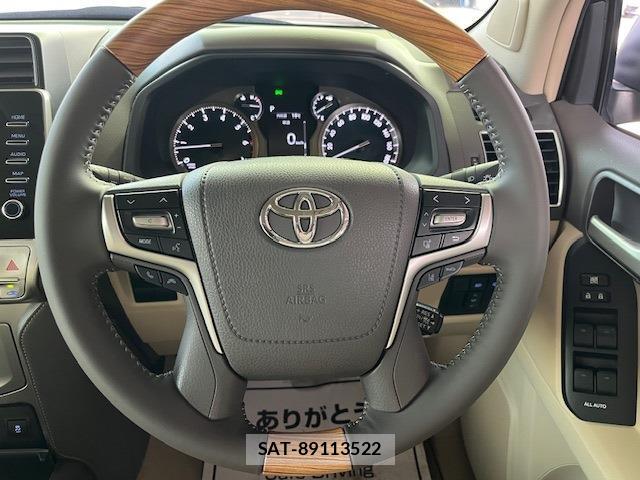 Toyota LAND CRUISER PRADO 2023-02 8221595-8