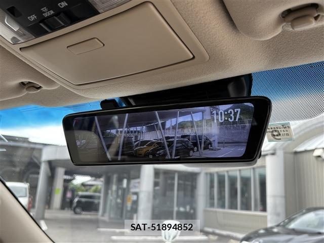 Toyota LAND CRUISER PRADO 2022-09 8221596-13