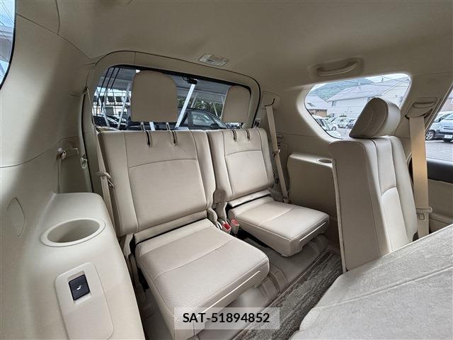 Toyota LAND CRUISER PRADO 2022-09 8221596-16