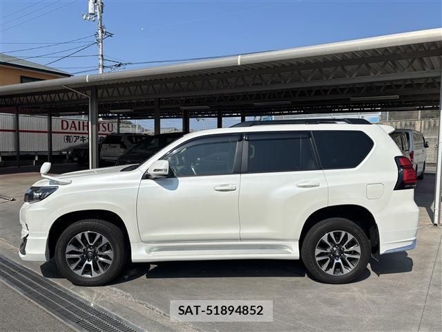 Toyota LAND CRUISER PRADO 2022-09 8221596-5