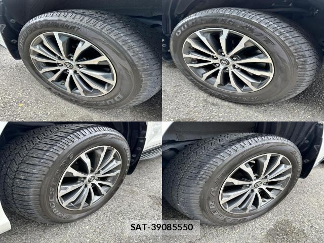 Toyota LAND CRUISER PRADO 2022-04 8221705-4