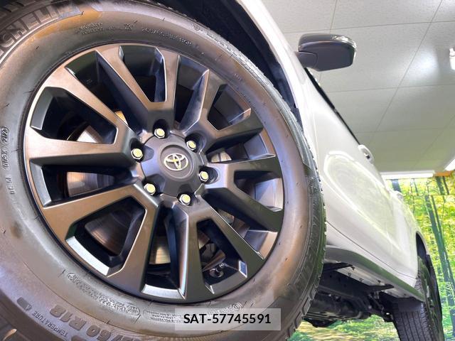 Toyota LAND CRUISER PRADO 2023-09 8222027-13