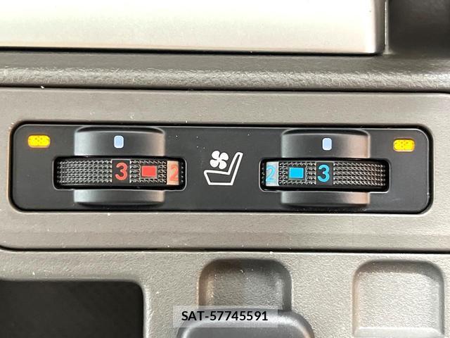 Toyota LAND CRUISER PRADO 2023-09 8222027-7