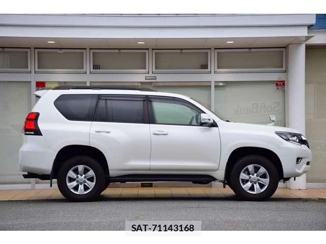 Toyota LAND CRUISER PRADO 2023-03 8223215-11