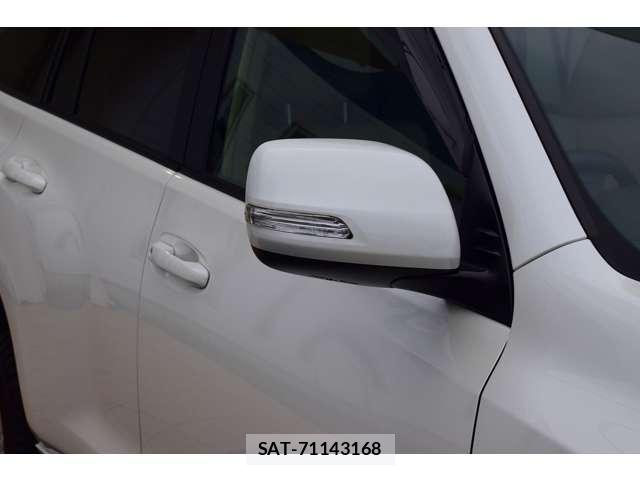 Toyota LAND CRUISER PRADO 2023-03 8223215-6