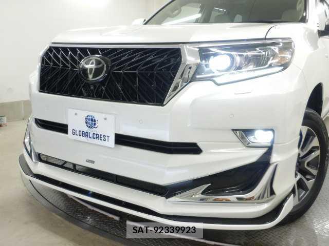 Toyota LAND CRUISER PRADO 2023-01 8223928-14