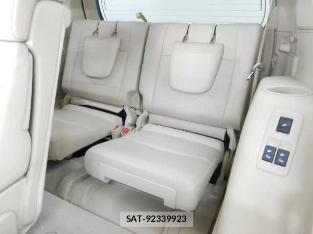 Toyota LAND CRUISER PRADO 2023-01 8223928-18