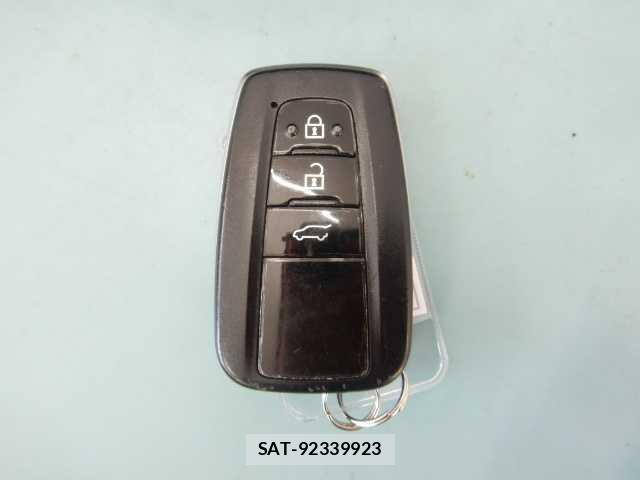 Toyota LAND CRUISER PRADO 2023-01 8223928-19
