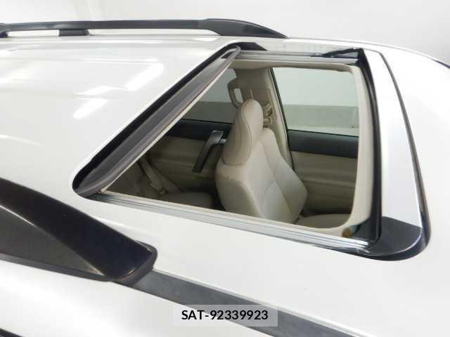 Toyota LAND CRUISER PRADO 2023-01 8223928-4