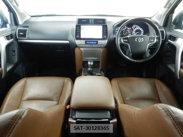 Toyota LAND CRUISER PRADO 2021-12 8223931-2