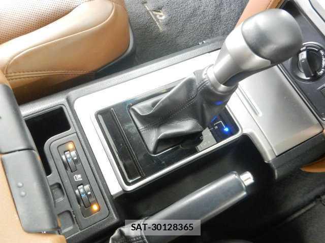 Toyota LAND CRUISER PRADO 2021-12 8223931-9