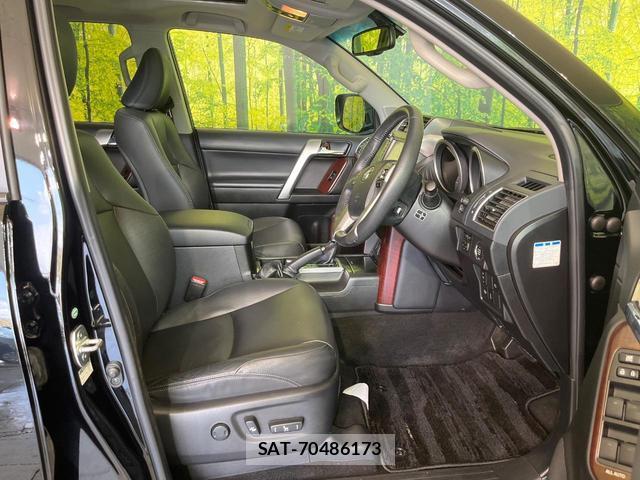 Toyota LAND CRUISER PRADO 2015-08 8224203-7