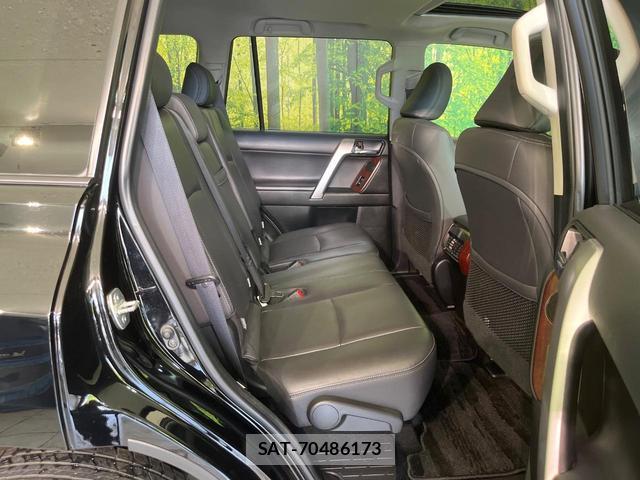 Toyota LAND CRUISER PRADO 2015-08 8224203-8