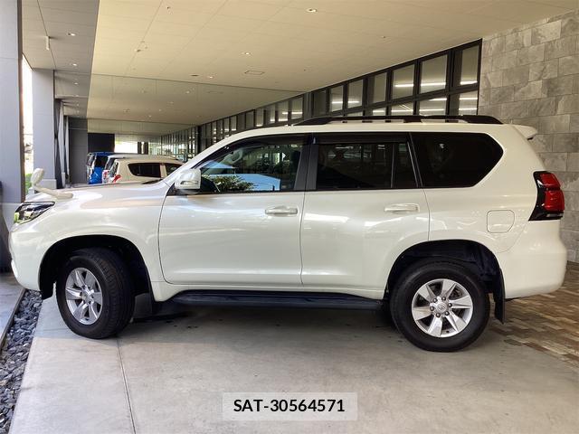 Toyota LAND CRUISER PRADO 2022-07 8224515-17