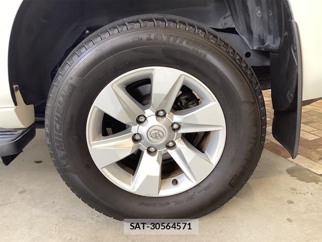 Toyota LAND CRUISER PRADO 2022-07 8224515-19