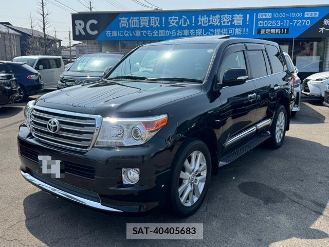 Toyota LAND CRUISER 2014-09 8218122-0