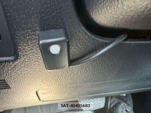 Toyota LAND CRUISER 2014-09 8218122-10