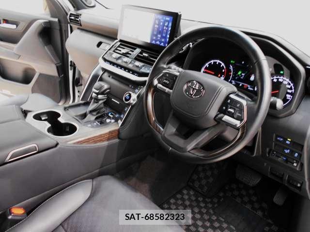 Toyota LAND CRUISER 2023-08 8218139-2