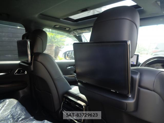 Toyota LAND CRUISER 2025-07 8220520-12