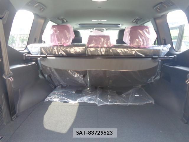 Toyota LAND CRUISER 2025-07 8220520-15
