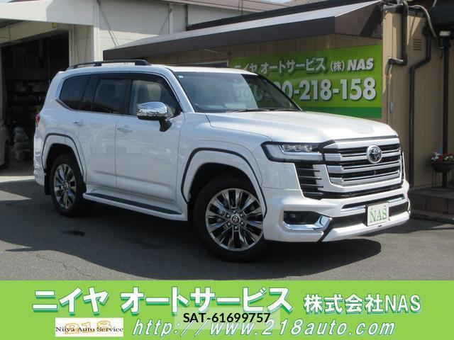Toyota LAND CRUISER 2023-07 8222610-0