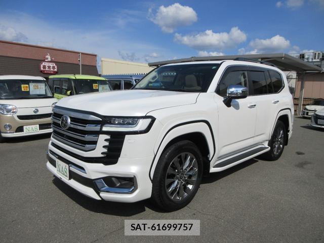 Toyota LAND CRUISER 2023-07 8222610-4