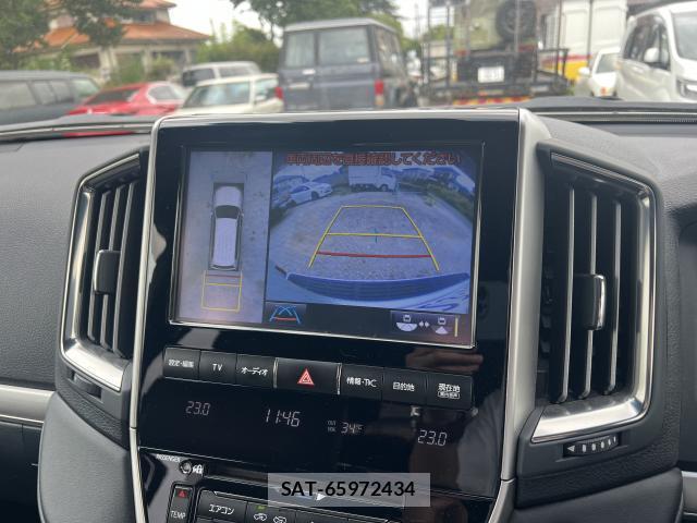 Toyota LAND CRUISER 2017-01 8222714-17