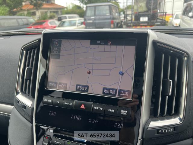 Toyota LAND CRUISER 2017-01 8222714-18