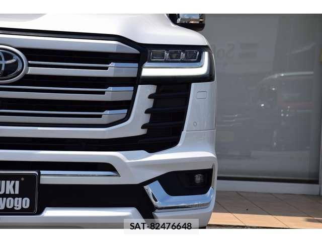 Toyota LAND CRUISER 2024-03 8223212-10