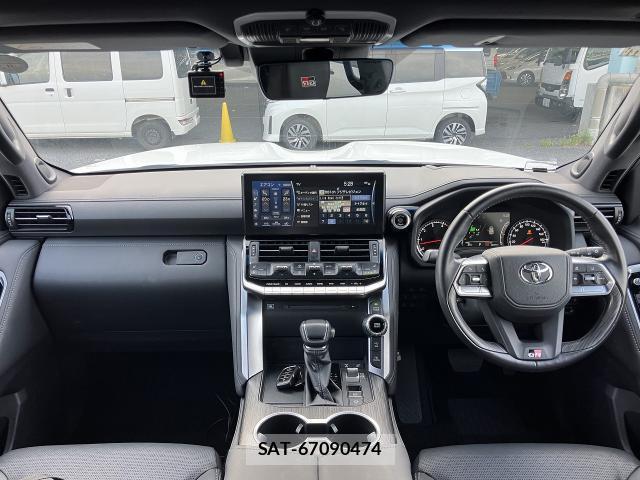 Toyota LAND CRUISER 2023-11 8224065-2