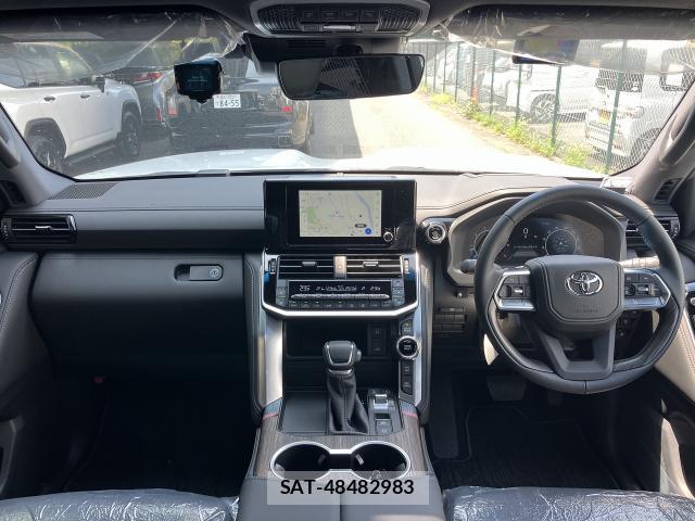 Toyota LAND CRUISER 2025-10 8224083-2