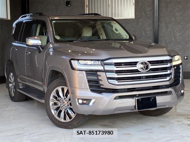 Toyota LAND CRUISER 2025-04 8224309-0