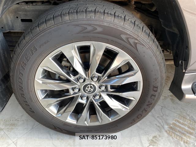 Toyota LAND CRUISER 2025-04 8224309-19